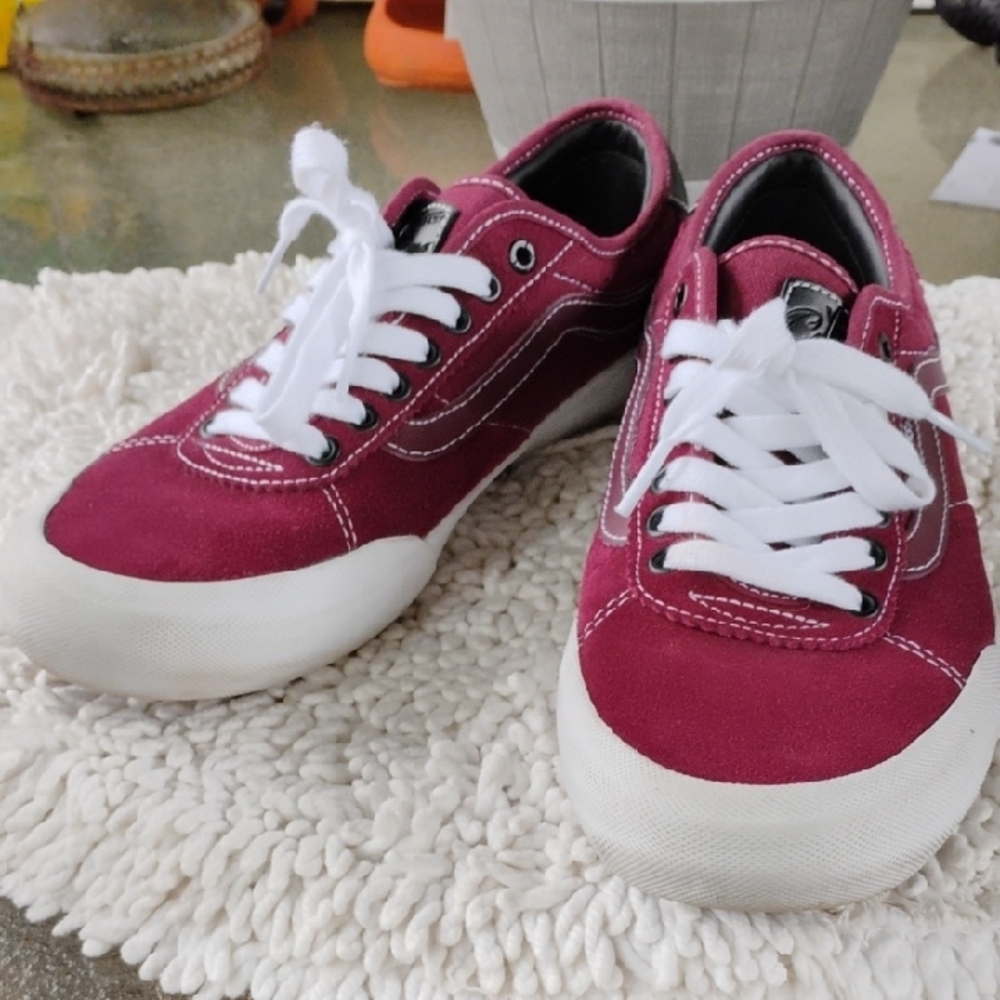 🚨B2G1 New VANS Burgundy White Sneakers
